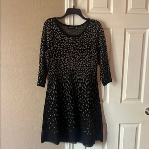 Nina Leonard Black and Tan Women's Sweater Dress L